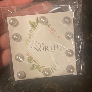 8MM Pearl Wedding Veil Weights